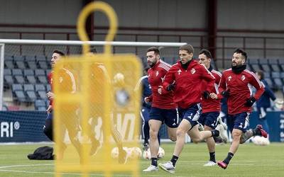 Zero azpian lehia, zaleen epelean