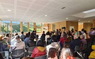 Eraikin berria inauguratu du Elorrioko Txintxirri Ikastolak