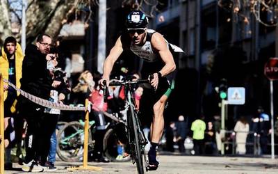 Mikel Astiz Euskadiko podiumean