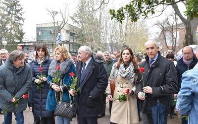 Omenaldi bateratua Fernando Buesa eta Jorge Diezi