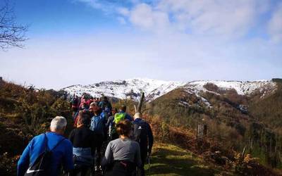 Kukuherri eta Samiño inguruak ezagutu dituzte Anaitasuna MBren otsaileko mendi irteeran