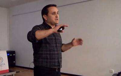 Aitzol Altunaren 'Jose Antonio Agirre 'nafartar lehendakaria'' solasaldia, sarean ikusgai