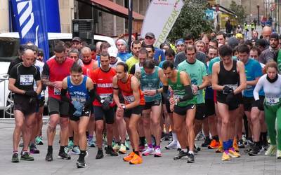 David Martin eta Lourdes Colomo ibilbide luzean eta Intxausti-Uria mistoan, azkarrenak Beasaingo Herri Lasterketan