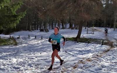 Antzuolako 8 Miliak lasterketa irabazi du Mayi Mujikak