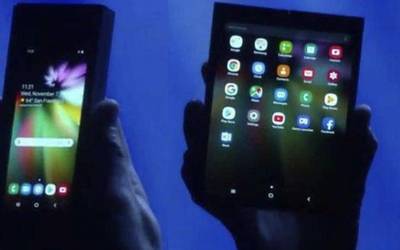 Tableten eta eskuko telefonoen erabileran trebatzeko ikastaroa iragarri dute Elgetako KZgunean