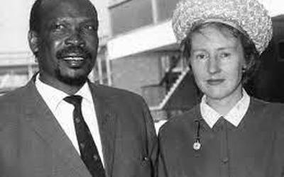 Ruth Williams, Bostwanako lehen dama zuri eta tematia