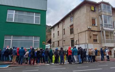 Ekoizpena gelditzea lortu dute berriz Envaseseko langileek