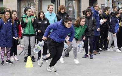 Adin guztietako emakume leioaztarrek parte hartu dute zapatuko olinpiadetan