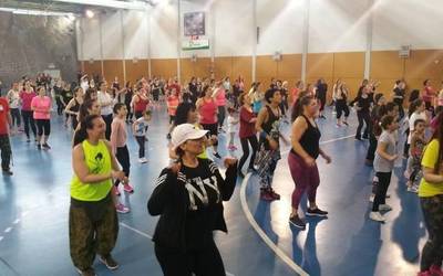 Lurrikaran kaltetutako siriarrei laguntzeko zumba maratoia egingo dute domekan, Durangoko Landako Kiroldegian