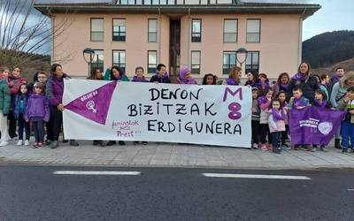 Aniztasuna nagusi Okondoko Martxoak 8ko mobilizazioan