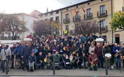 "Helburua ere bandako emakumeak aktiboki protagonismoa izatea da"