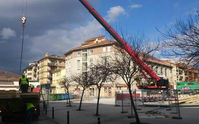 Estalpeko lehen piezak iritsi dira