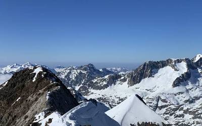 Mendi eski irteera antolatu du Anaitasuna mendi bazkunak