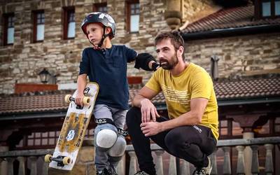 Aritz Aranguren: "Yeraik 4 urterekin ikasi zuen skatean"