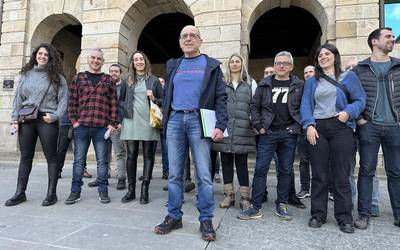 Eskoriatzako EH Bilduk aurkeztu du alkategaia, Edorta Zubizarreta