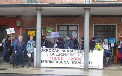 Pentsio duinak aldarrikatuz
