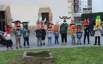 Buruarinak egiten ederto pasa dute Ibarraundin