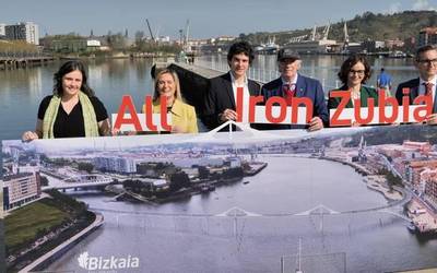 All Iron Zubia izena jarriko diote Erandio eta Barakaldo arteko zubi mugikorrari