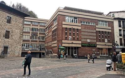 Anbulatorio berriaz esandakoari erantzun dio 24/7 plataformak