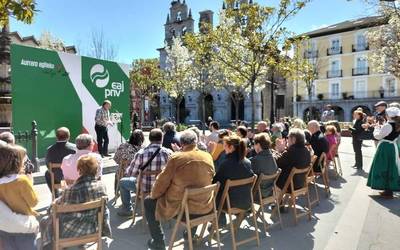 Urduñako Batzokiaren 40. urtemuga ospatu zuten atzo
