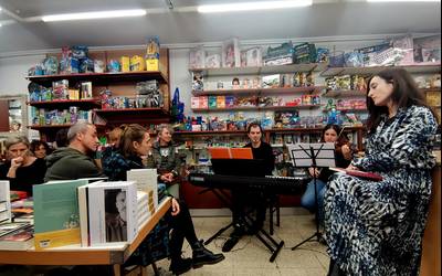 BIDEOA: 'Poesia zeu zara!' emanaldia Pitxintxun