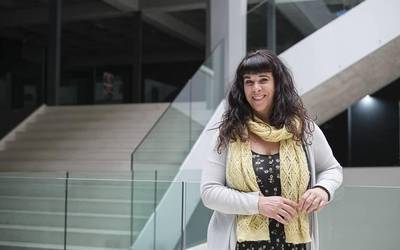 Irune Ruiz Ziarreta: "Immigrazioa gure gizartearen egitate estrukturala da"