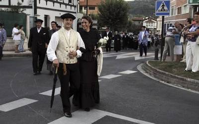 Kontzertua eta euskal ezkontza Sondikan, desanexioaren 40. urteurrena ospatzeko