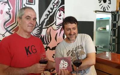 Morau eta Beñardo Goietxeren ‘Ardo’ disko-liburua zuzenean aurkeztuko dute apirilaren 14an Erratzun