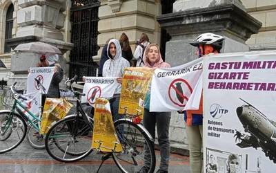 Gerraren eta gastu militarraren kontrako bizikleta martxak Getxon ere egingo du protesta