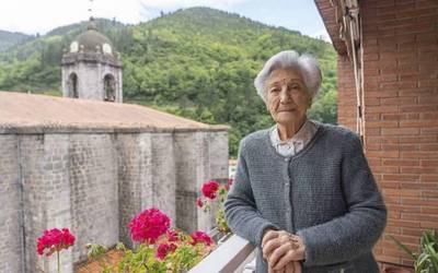Lucia Etxabe gerrako ume izan zena hil da 96 urterekin