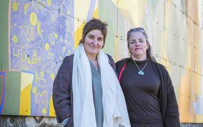 “Umeak ezin dira kromoak bezala aldatu”
