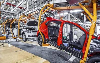 VW Nafarroako enpresa batzordeak elkarretaratzea deitu du astelehenean auto sektorearen alde