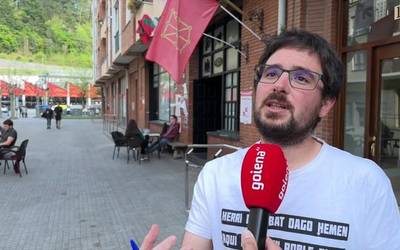 2023ko brigada internazionalistak aurkeztu ditu Askapenak Aretxabaletan