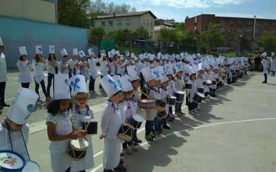 San Prudentzio zaindariaren danborrada Lautada Ikastolan