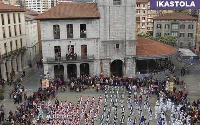 Laudioko Haur Danborradak Hezkuntza Komunitatea jai giroan elkartuko du San Prudentzio bezperan