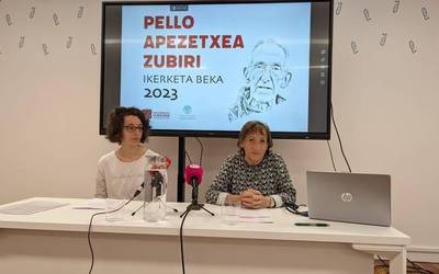 Pello Apezetxea Zubiri ikertzailearen omenezko beka aurkeztu dute