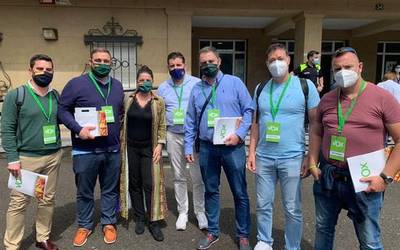 Vox alderdiak bi zerrenda aurkeztu ditu Aiaraldean, baina kanpoko alkategaiekin