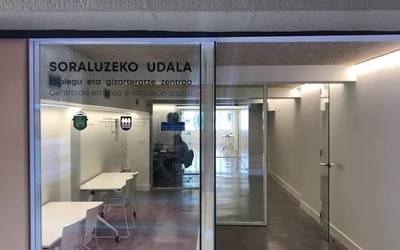 Estreinatu dute Kalebarrengo lokala