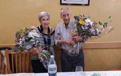 Sabina Altuna eta Felix Aiastui omendu ditu Uribarriko Erretiratuen Etxeak