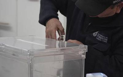 Bihar zozkatuko dituzte maiatzaren 28ko hauteskunde-mahaietako 837 kideak