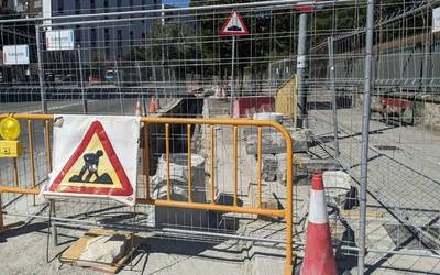 Langabeziak eta kontratazioek behera egin dute apirilean