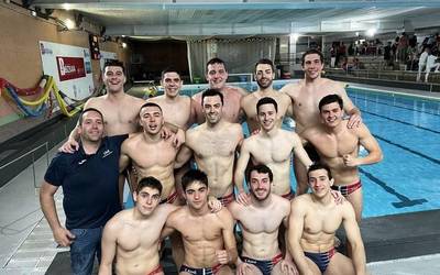 Claret Askartza Waterpolo taldea maila gorenera igotzeko lehian arituko da