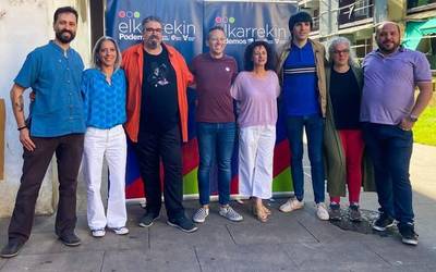 "Gutxi batzuen bizitzak eta poltsikoak" barik, "beharrizana dutenen bizitza" hobetu gura du Elkarrekin Podemosek