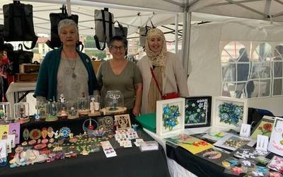 Herriko artistek eta artisauek beren lanak erakutsi dituzte Orioko Artisau Azokan