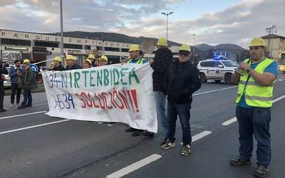 Ordainsariaren kontrako plataforma hauteskundeetan lehiatuko da Auzokrazia & Stop alderdiaren aterkipean