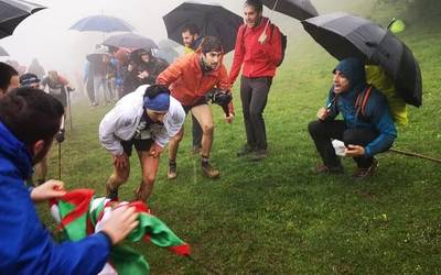 Oihana Kortazar eta Ander Uriarte izan dira debagoiendar azkarrenak, Zegama Aizkorri lasterketan