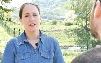 Leticia Jimenez Loza Elkarrekin Podemosen alkategaiarekin solasean