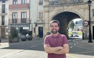 Iker Laka: "Zerbaitekin konpromisoa hartzen dudanean, bukaerara arte mantentzen dut"