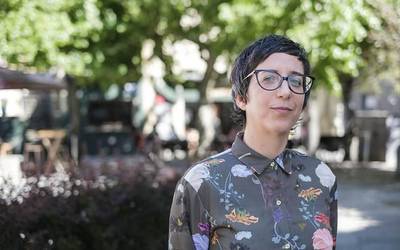 Maria Ptqk: "Irudiak ez daude isolatuta, multzoan lan egiten dute"