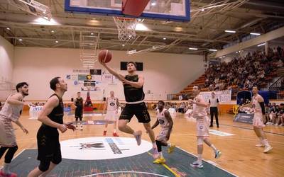 Juaristi ISBk Estudiantesen aurka agurtuko du Urrezko LEB Liga, bihar